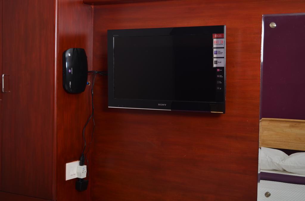 The Mount Regency Hotel Ченай Екстериор снимка